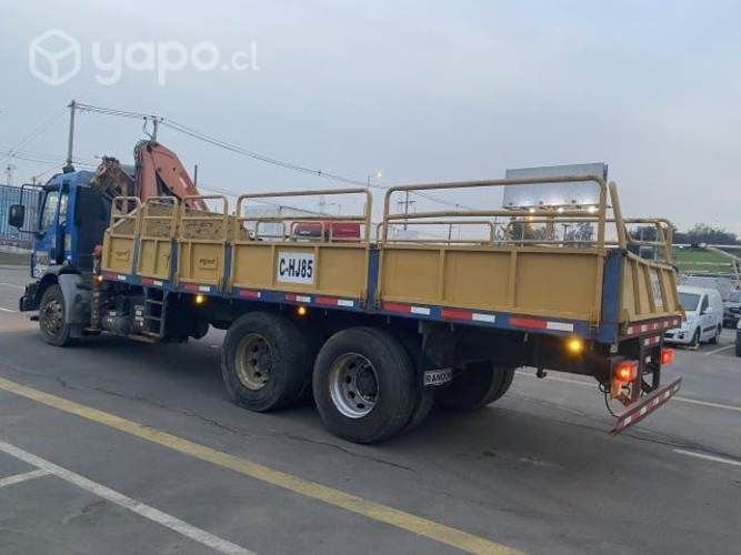 Camion volvo vm310 pluma palfinger