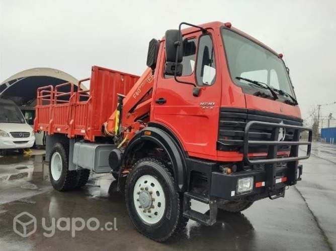 Camión pluma Beiben 4x4