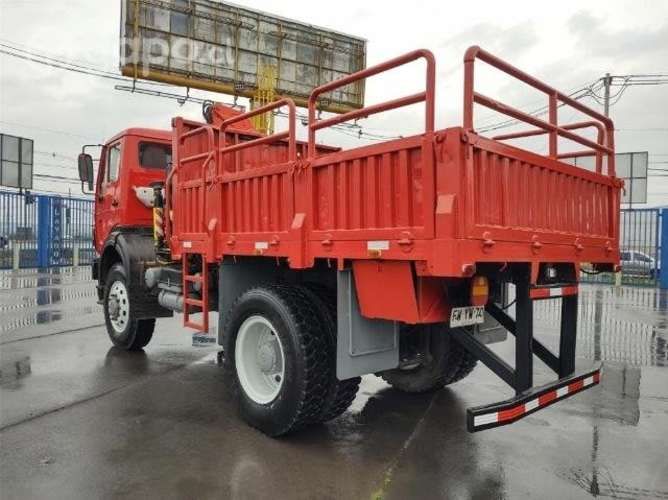 Camión pluma Beiben 4x4