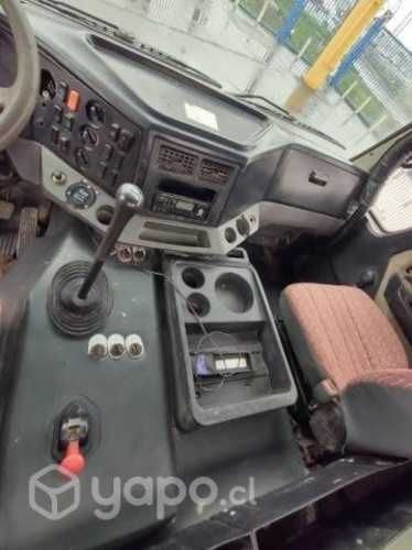 Camión pluma Beiben 4x4