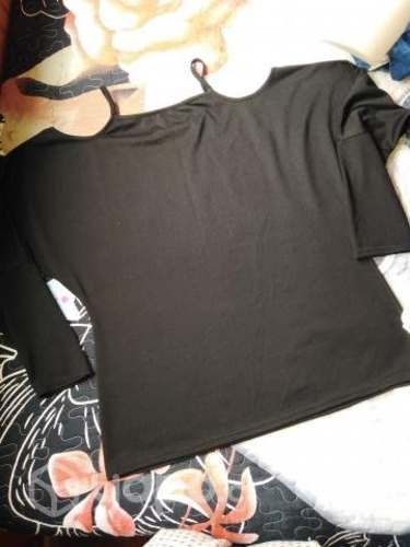 Polera hombros descubiertos XL nueva