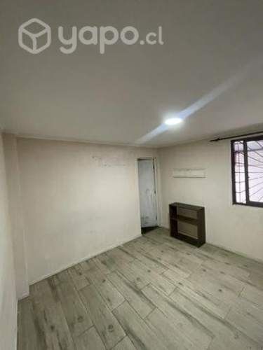 Arriendo pieza solo mujer