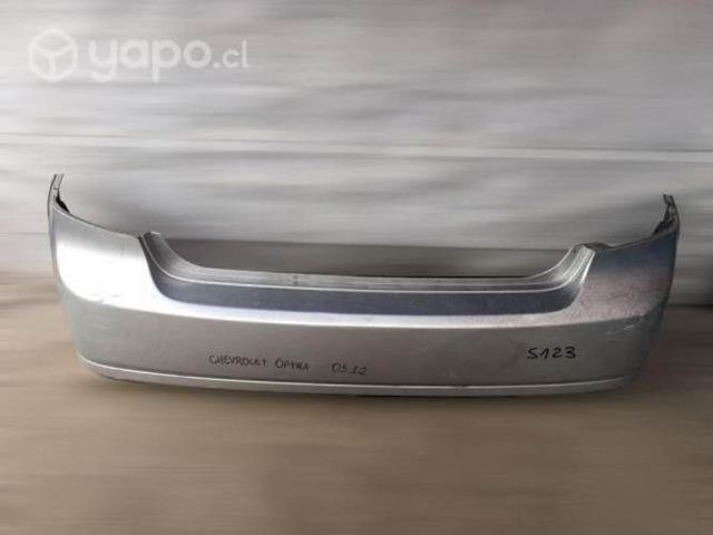 Parachoque trasero chevrolet optra 2005-2012