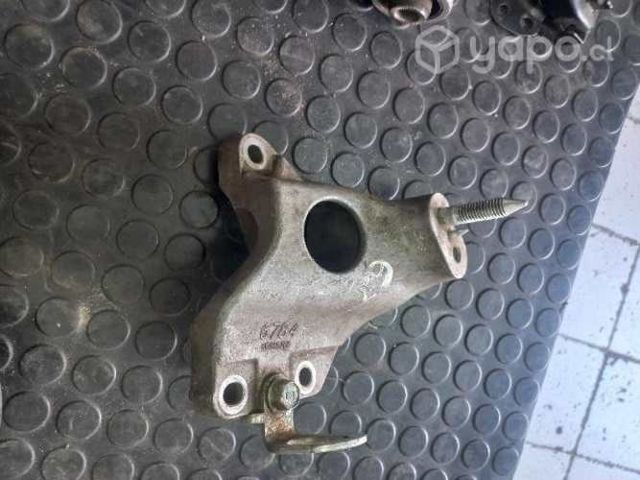 Soporte de caja chevrolet spark gt 2016