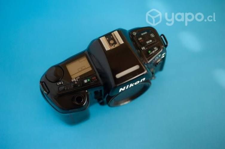 Nikon N90S Análoga (Solo Cuerpo)