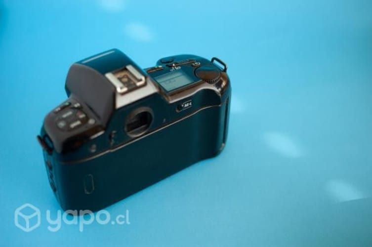 Nikon N90S Análoga (Solo Cuerpo)