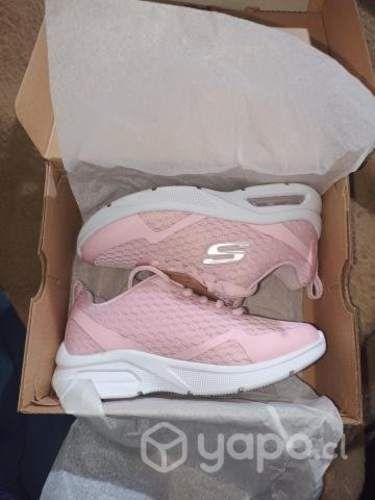 Zapatillas y bicicleta para niñas de 4 a 6 años