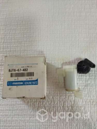 Bomba limpia parabrisas Mazda 3 2014-18