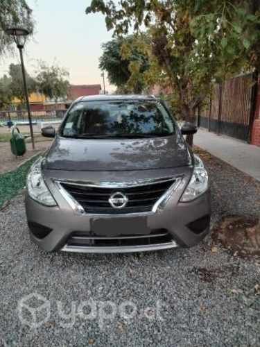Nissan versa 2019