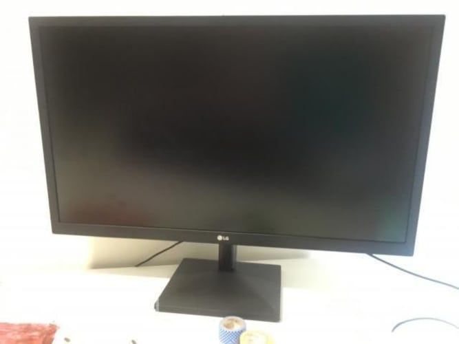 Liquido Monitor TV LG 24&quot;