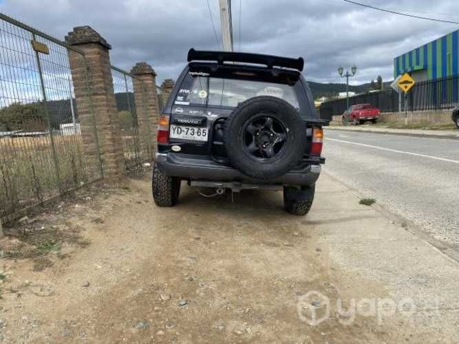 Nissan pathfinder 1995