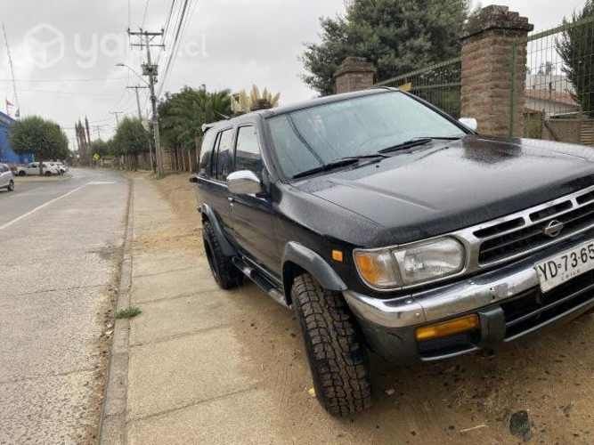 Nissan pathfinder 1995