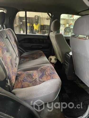 Nissan pathfinder 1995