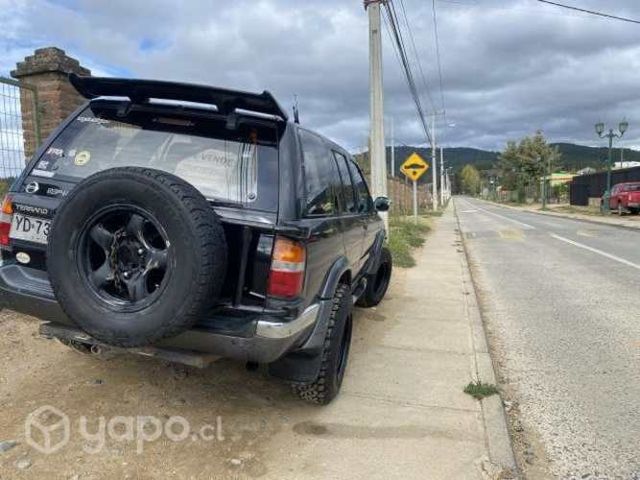 Nissan pathfinder 1995