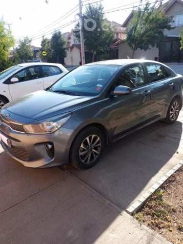Vendo auto Kia rio4. 2019
