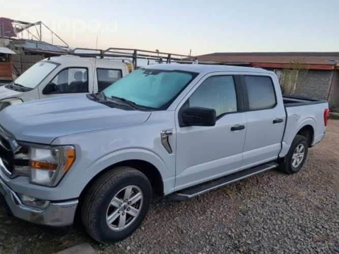Ford f150 xlt 3.3 2021