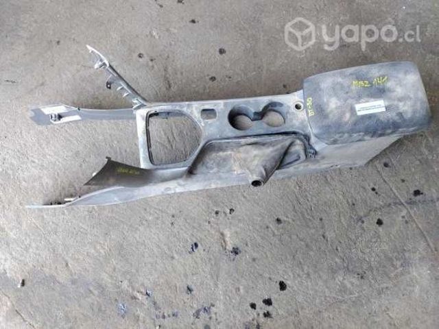 Consola Central Piso (MBZ141) Mazda BT50 2019 4x4