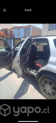 Vendo camioneta ford escape
