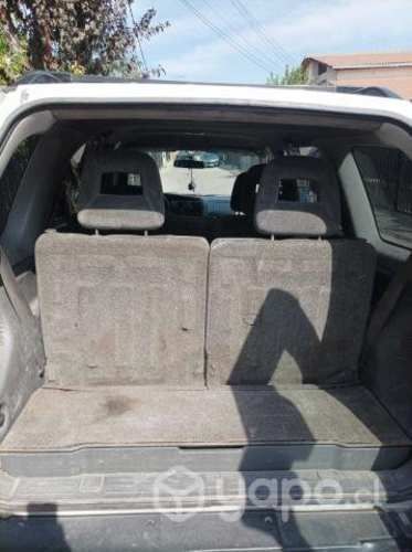 SUZUKI GRAND NOMADE 2003 4x4