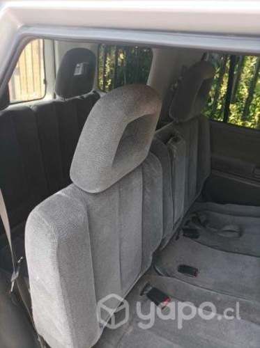 SUZUKI GRAND NOMADE 2003 4x4