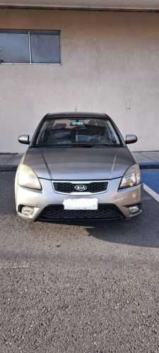 Kia motors rio 2011