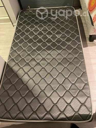 Cama semi nueva