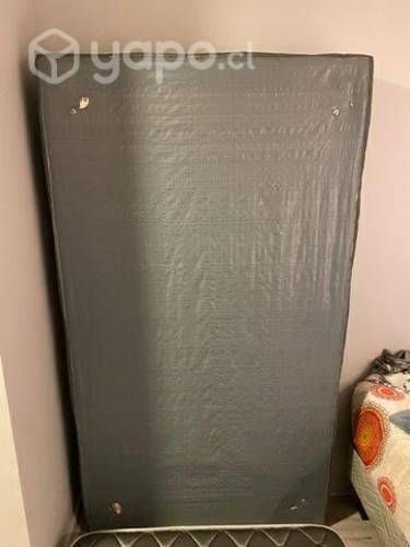 Cama semi nueva