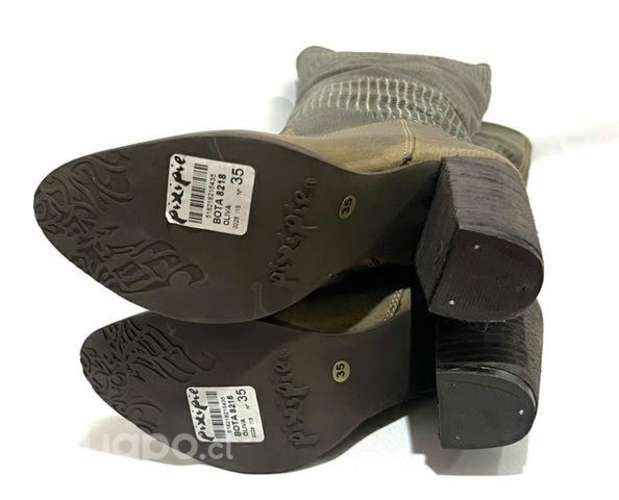 Bota Larga de Cuero Graso Marca Pixipie N*35 Café