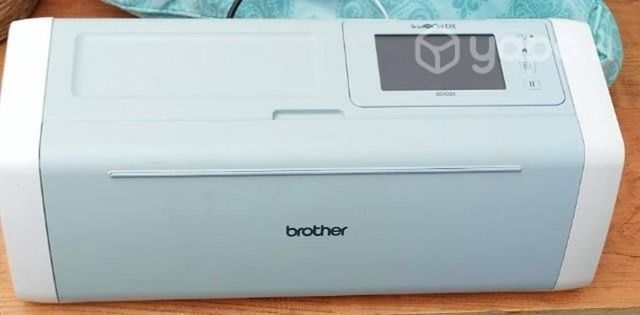 Plotter de corte brother