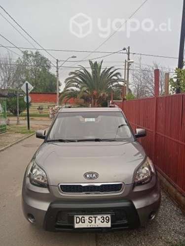 Vendo kia soul LX 1.6 2011