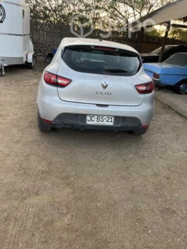 Vendo Renault clio