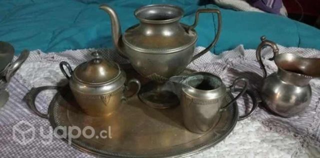 Juego antiguo de jarros españoles decoración plaí