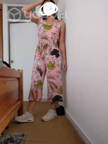 Enterito rosado, talla M, un solo uso