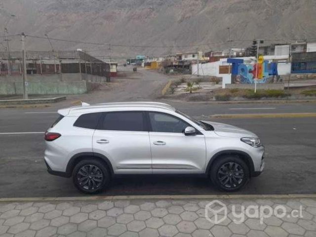 CHERY TIGGO 8 año 2023 Km 30.000 km 1.5 Turbo 6ta