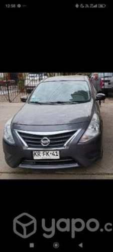 Se vende Nissan Versa Sense MT 2018