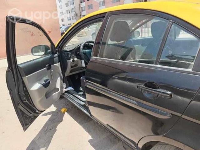 Hyundai accent 2011 ( radio taxi en venta )