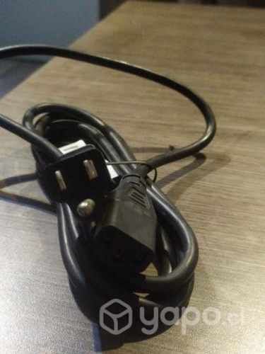 Cables de poder C14 y C5 (trebol)