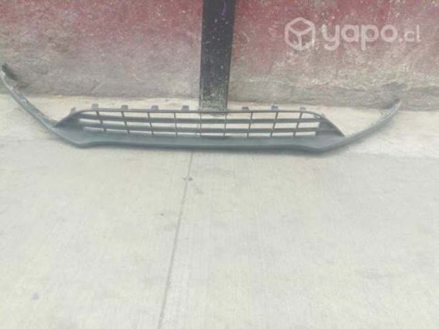 Rejilla inferior Ford focus 2016 2021