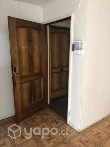 Arriendo Depto 3 Dormitorios y 1 Baño Primer piso