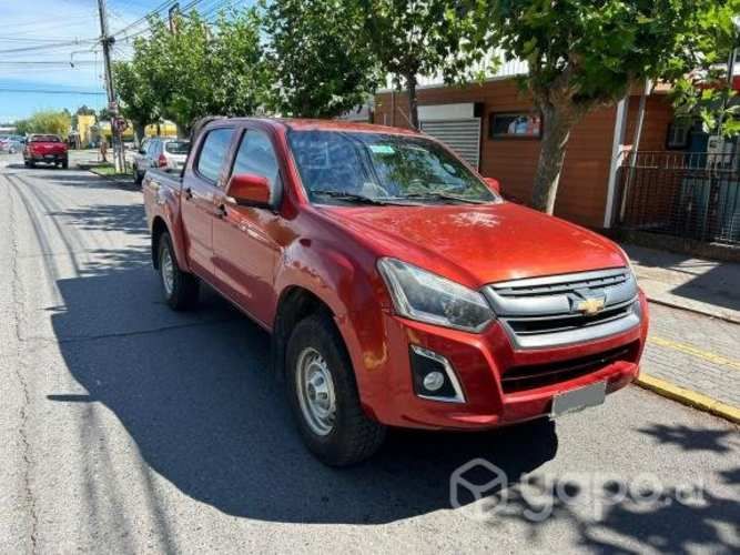DMAX 2018 2.5 roja comoda