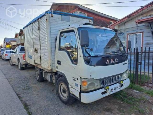 Vendo camión Jac Urban 2011