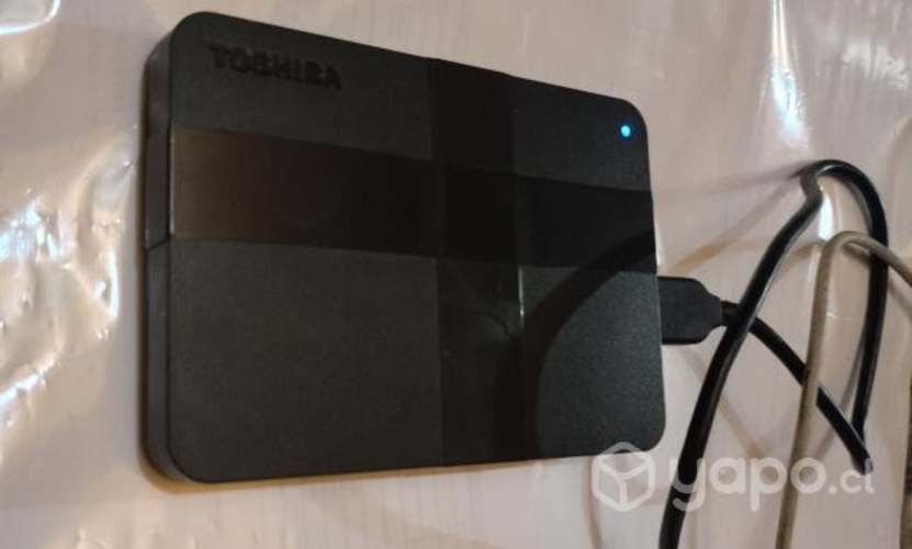 Disco duro externo toshiba 2tb detalle en carcasa