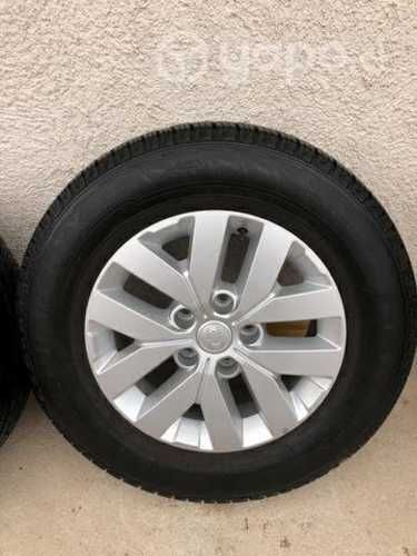 En venta neumáticos