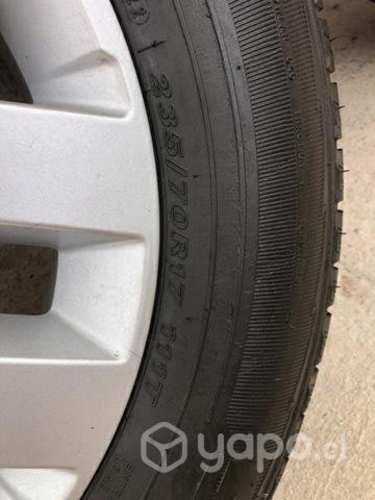 En venta neumáticos