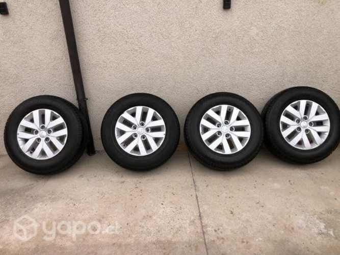 En venta neumáticos