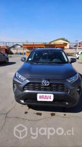 Se vende Toyota Rav 4 2021