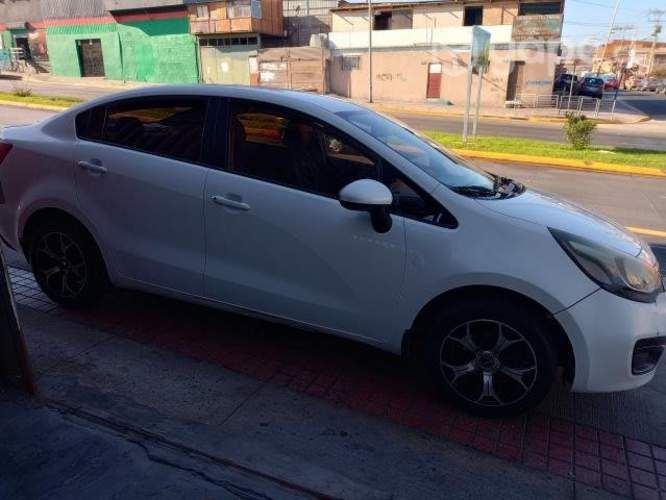 Kia motors rio 2013