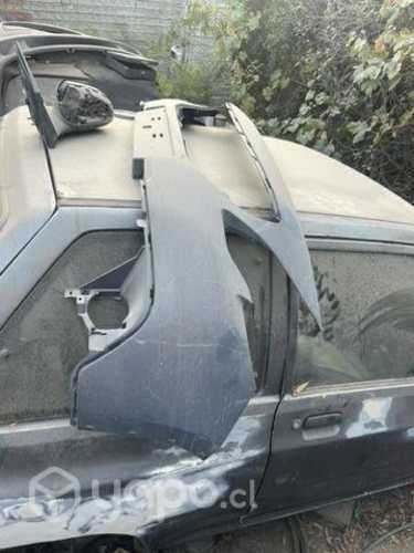 Peugeot 2008 parachoque