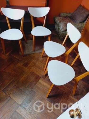 Mesa con 4 sillas