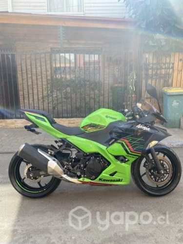 Kawasaki ninja 400 abs